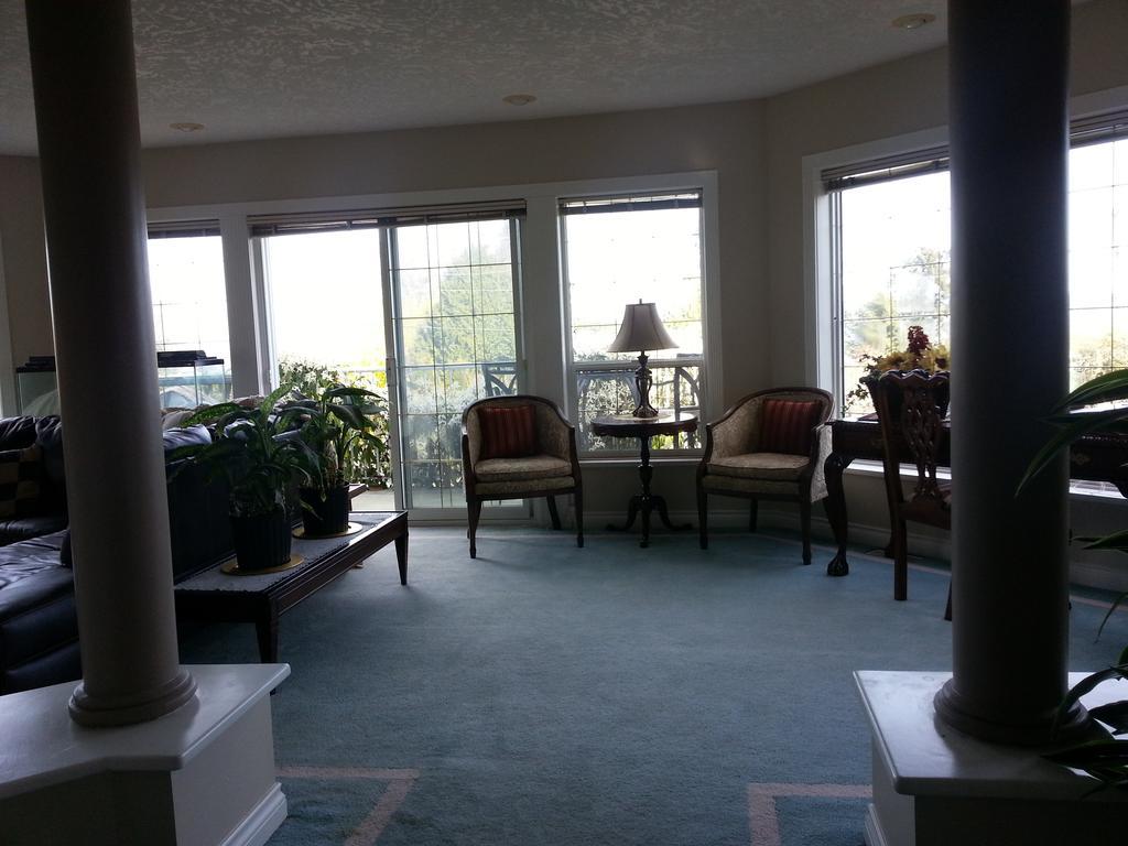 By The Sea Bnb, Sidney Victoria Bc Exterior foto